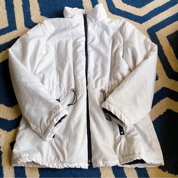 ❄️ CASUAL WHITE LIGHTWEIGHT JACKET! - Picture 7 of 15